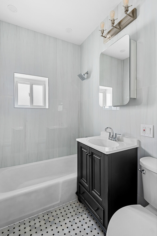 #9 photo, 2137 E 1ST Street, Gravesend , NY 11223