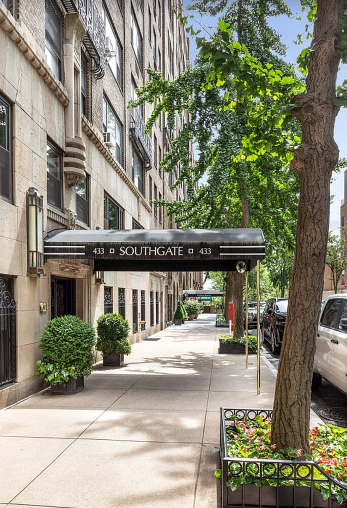 #10 photo, 433 E 51ST Street, Beekman , NY 10022