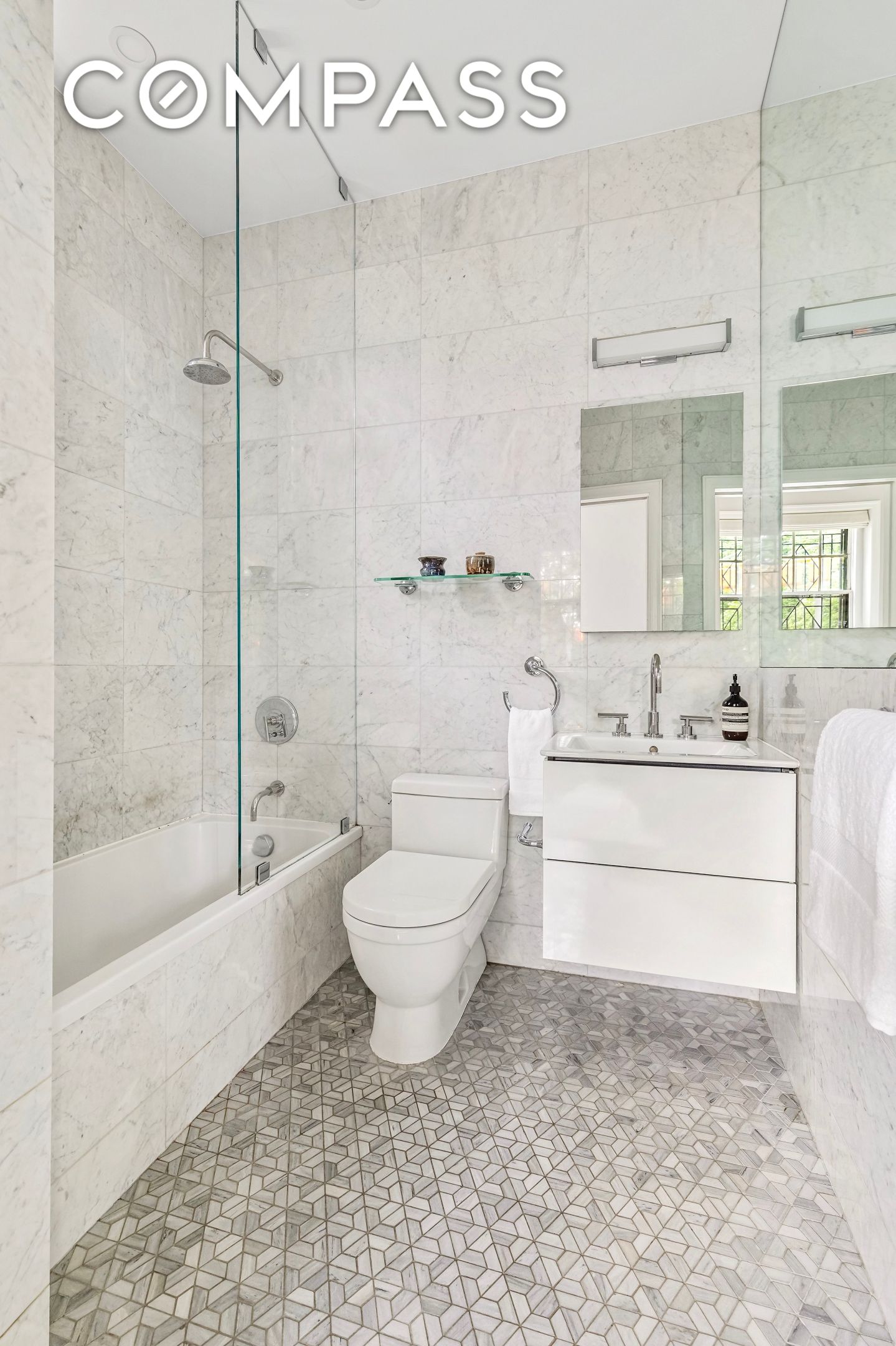 #7 photo, 5 Riverside Drive, Upper West Side , NY 10023