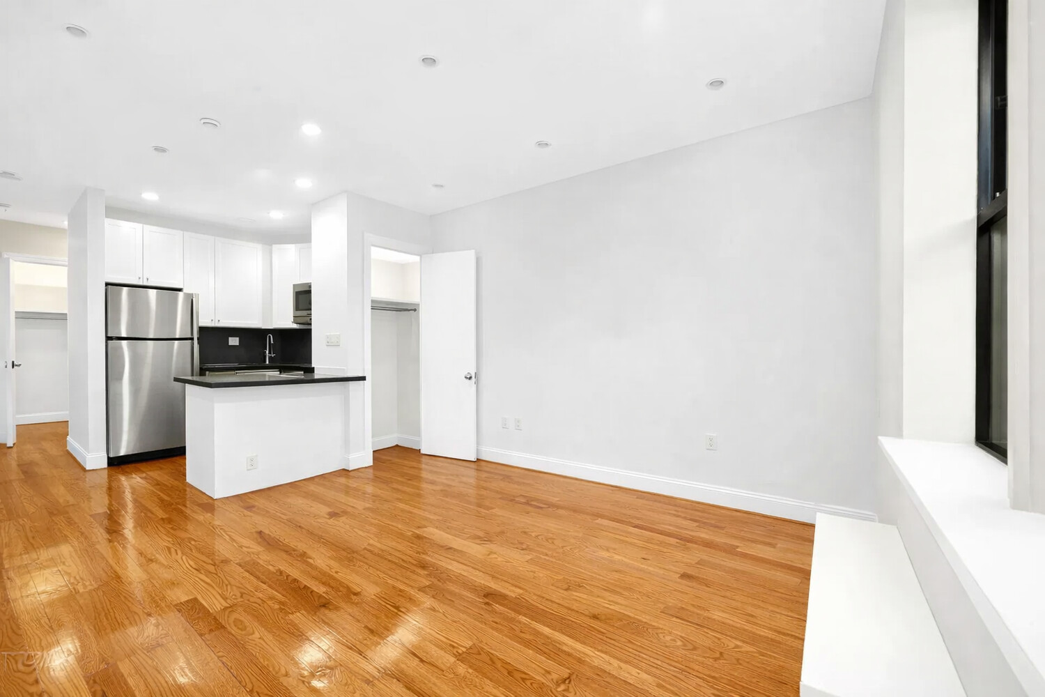 #2 photo, 1378 YORK Avenue, Lenox Hill , NY 10021