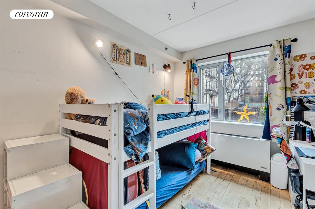 #5 photo, 1810 3RD Avenue, East Harlem , NY 10029