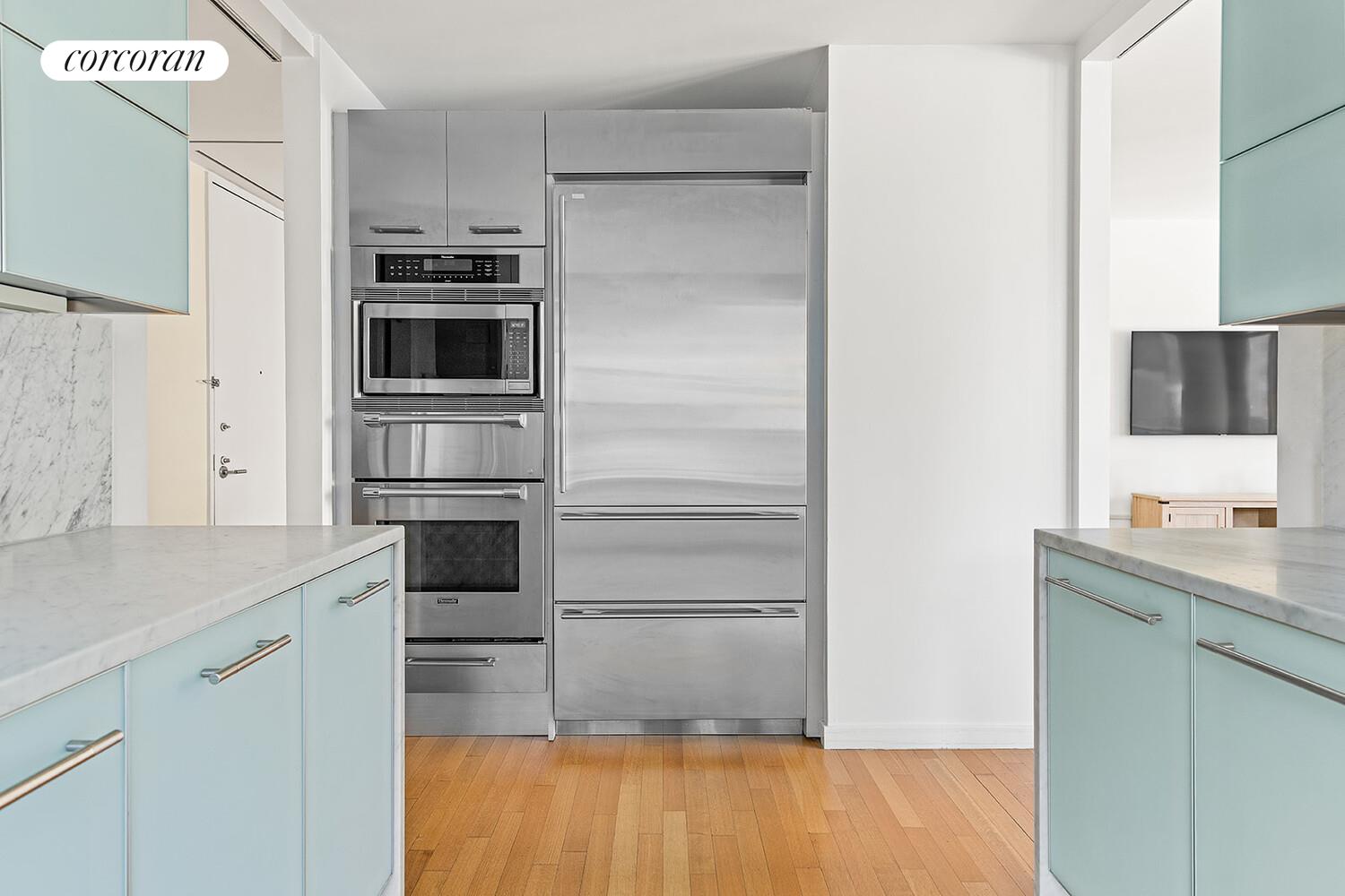 #5 photo, 310 E 53RD Street, मैनहटन Turtle Bay , NY 10022