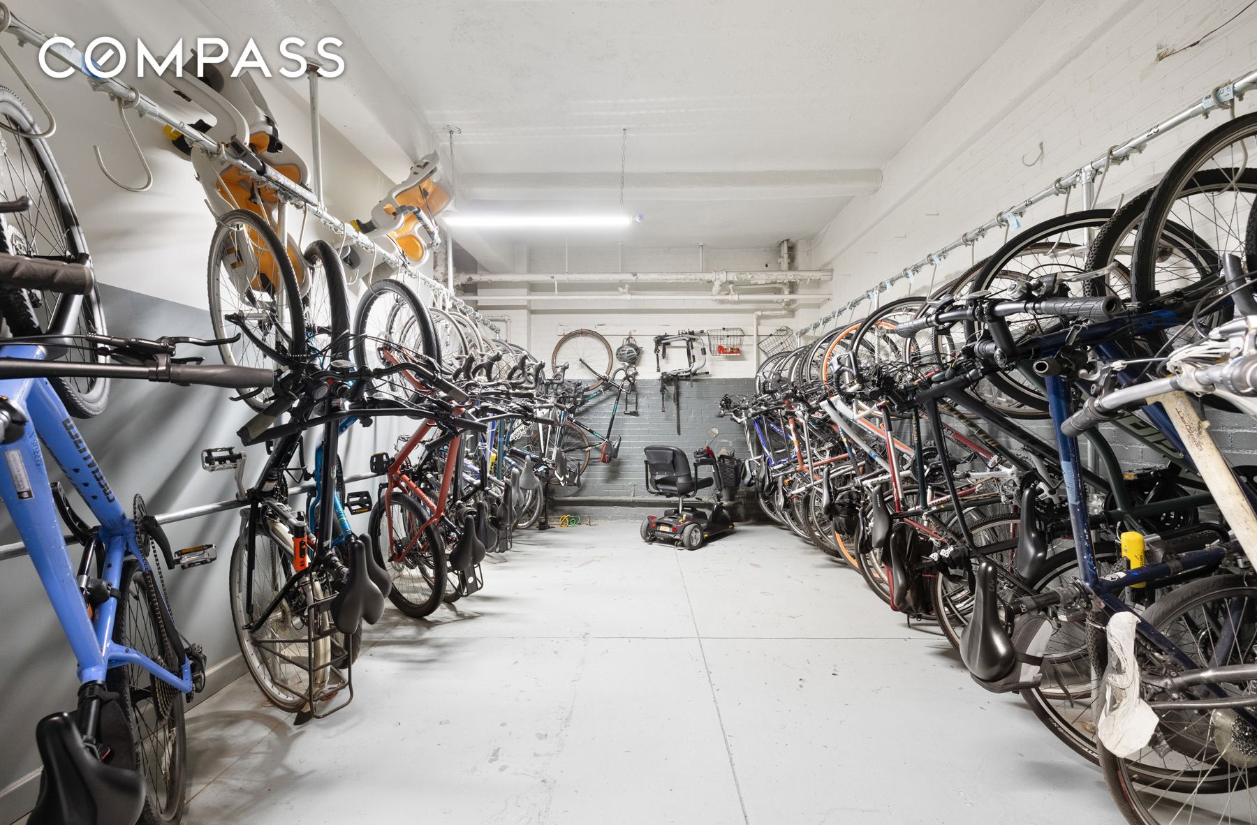 #16 photo, 322 W 72nd Street, Upper West Side , NY 10023