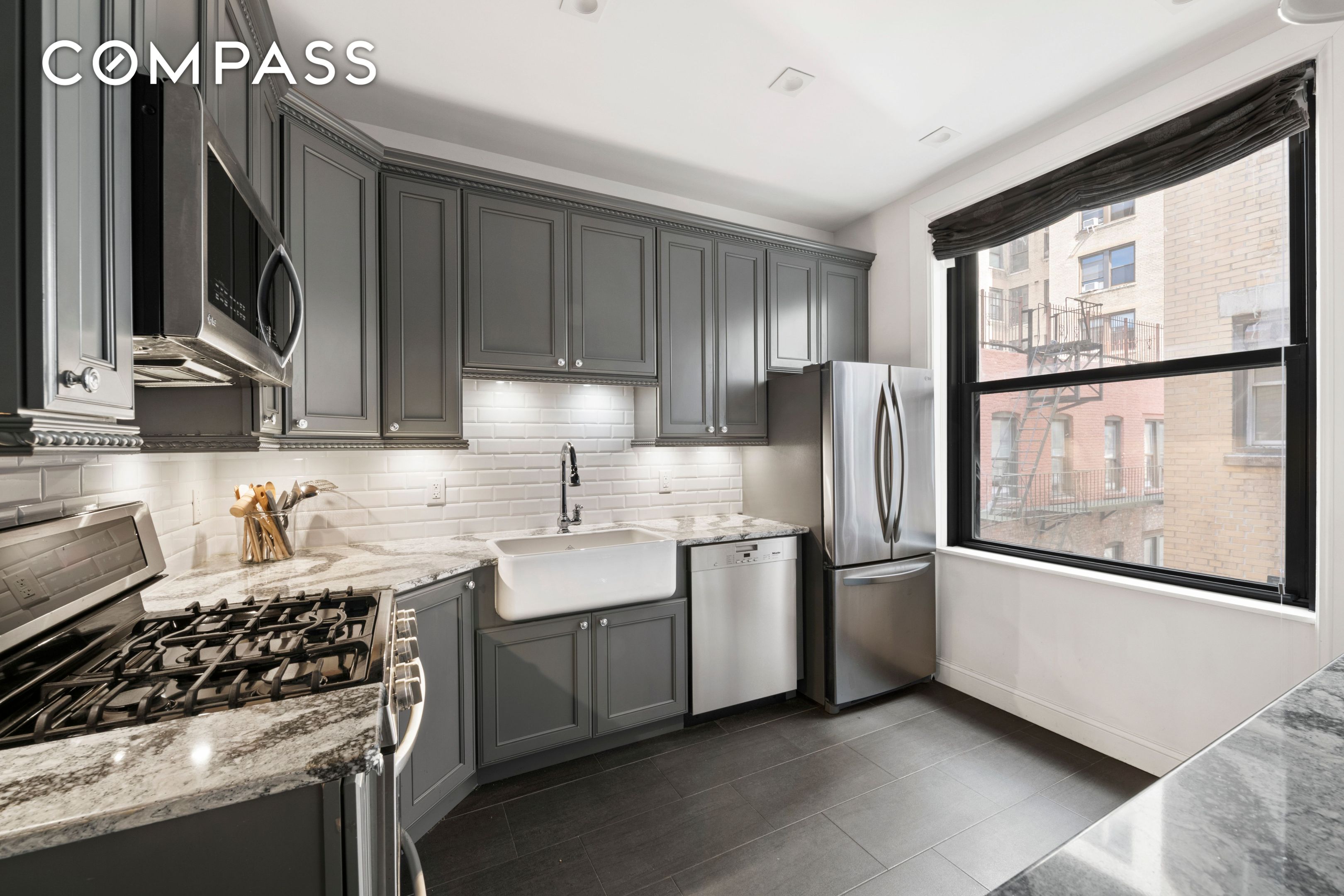 #4 photo, 380 Riverside Drive, Morningside Heights , NY 10025