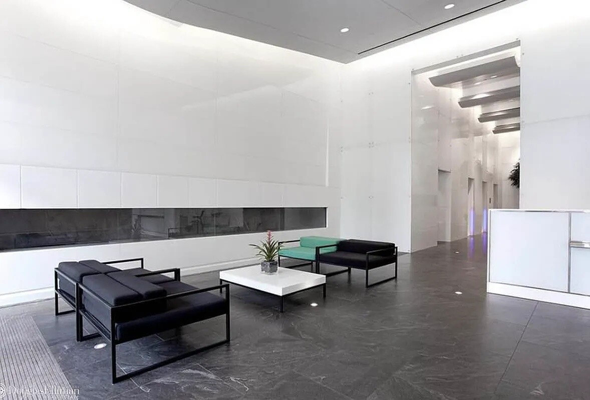 #14 photo, New York City, Midtown , NY 10036