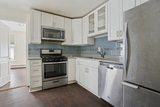 #6 photo, 596 EASTERN Parkway, Crown Heights , NY 11225