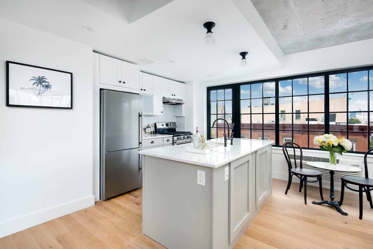 #5 photo, 774 GRAND Street, Williamsburg , NY 11211
