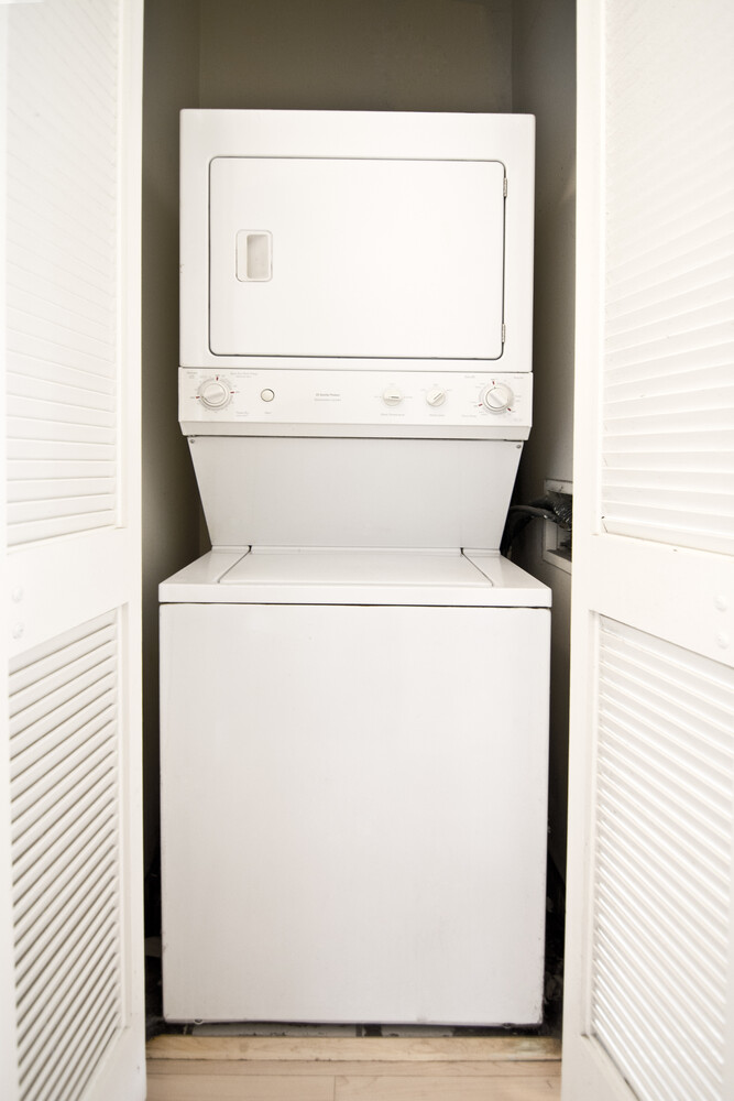 #8 photo, New York City, Yorkville , NY 10128