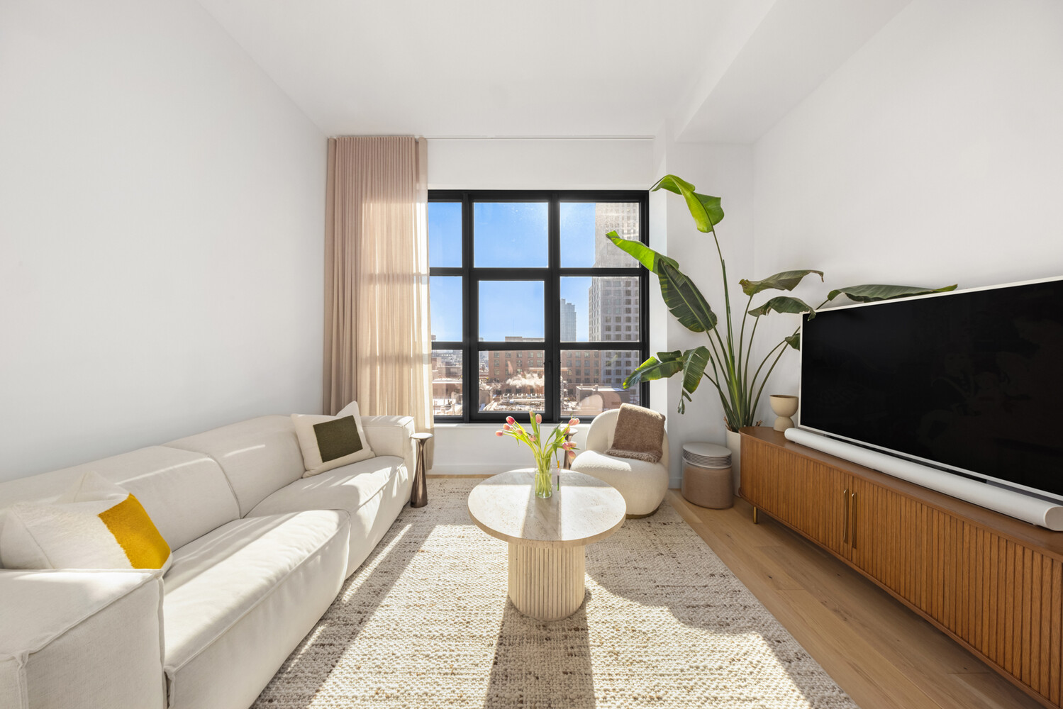 #4 photo, 29 HURON Street, Greenpoint , NY 11222