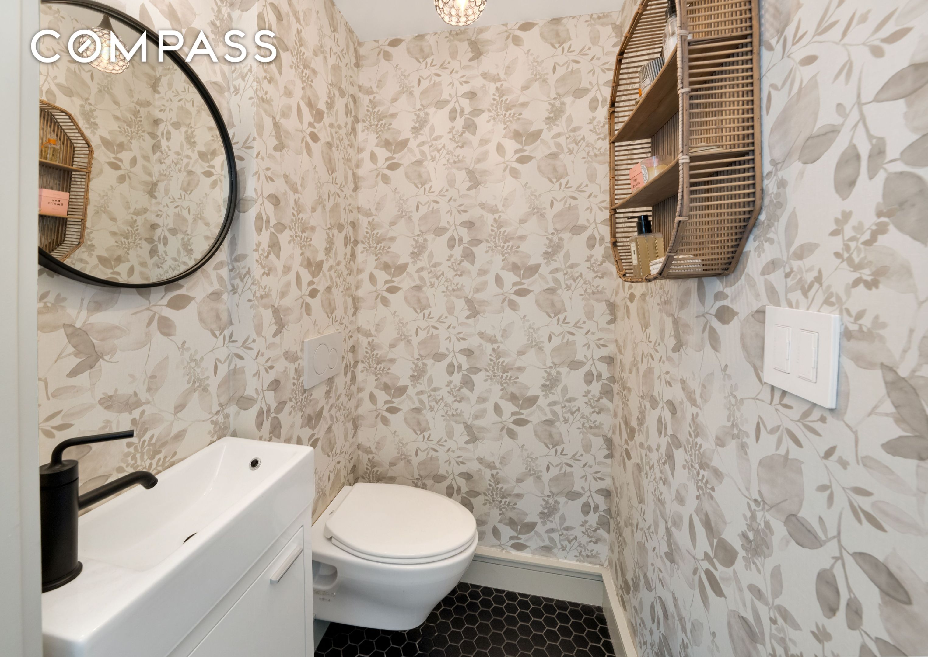 #11 photo, 400 E 52nd Street, मैनहटन Midtown East , NY 10022