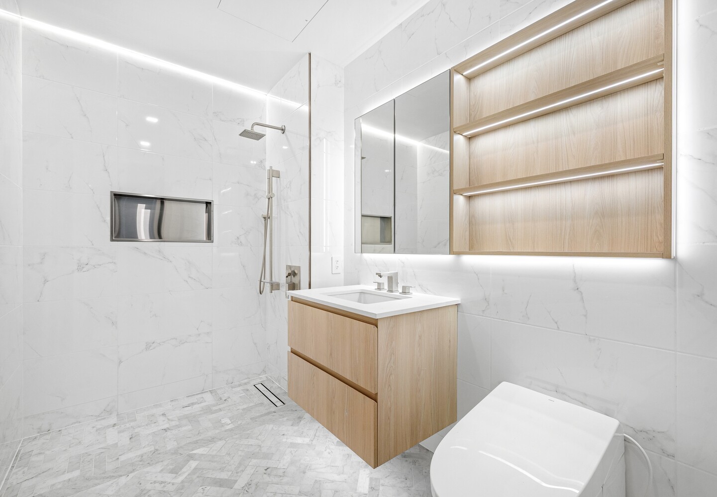 #10 photo, 11-36 45TH Road, Long Island City , NY 11101