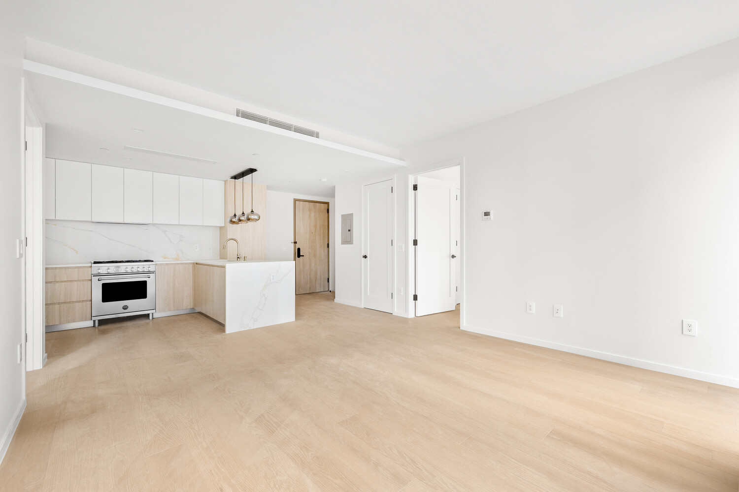 #4 photo, 11-36 45TH Road, Long Island City , NY 11101