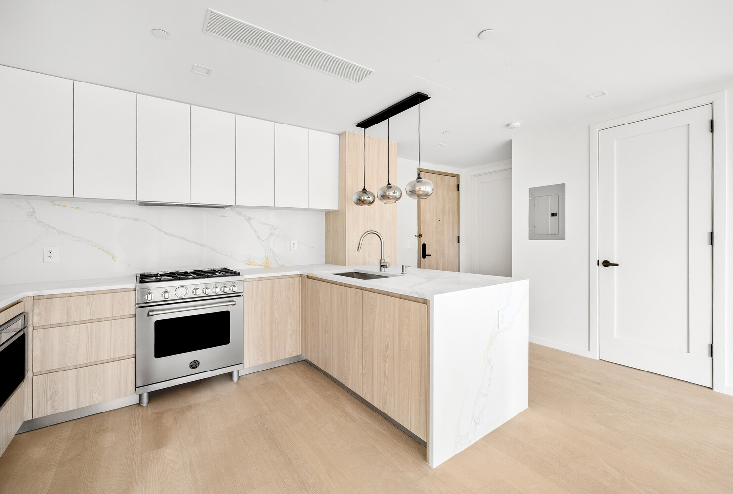 #5 photo, 11-36 45TH Road, Long Island City , NY 11101