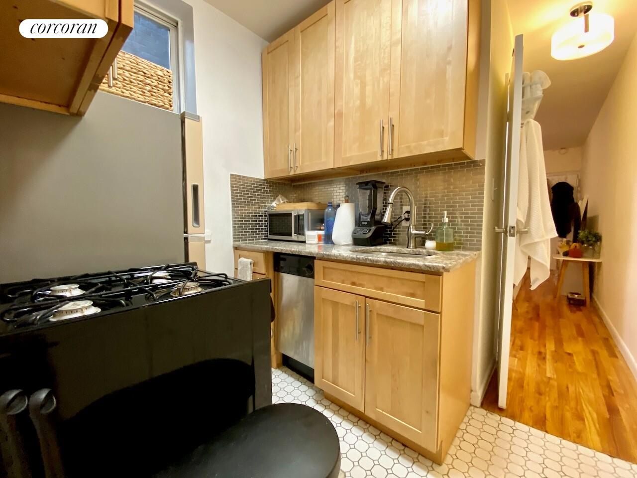 #4 photo, New York City, मैनहटन Hell's Kitchen , NY 10019