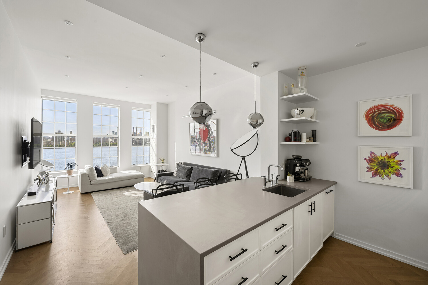 #4 photo, 184 KENT Avenue, 布鲁克林 威廉斯堡 Williamsburg , NY 11249