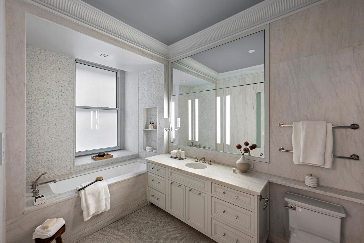 #23 photo, 390 W END Avenue, Upper West Side , NY 10024