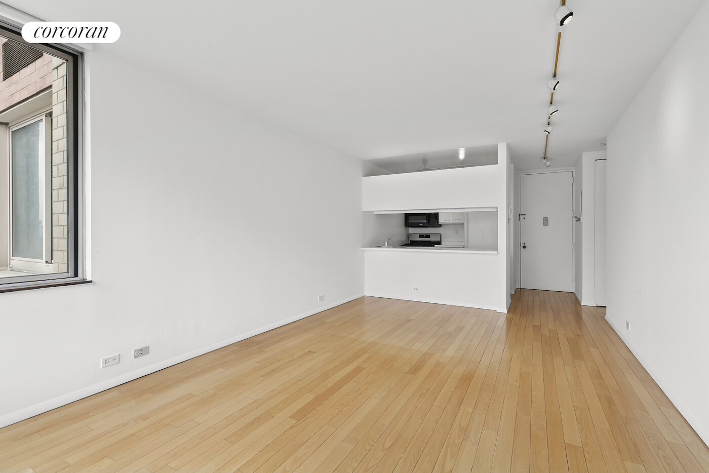 #14 photo, New York City, मैनहटन Hell's Kitchen , NY 10019