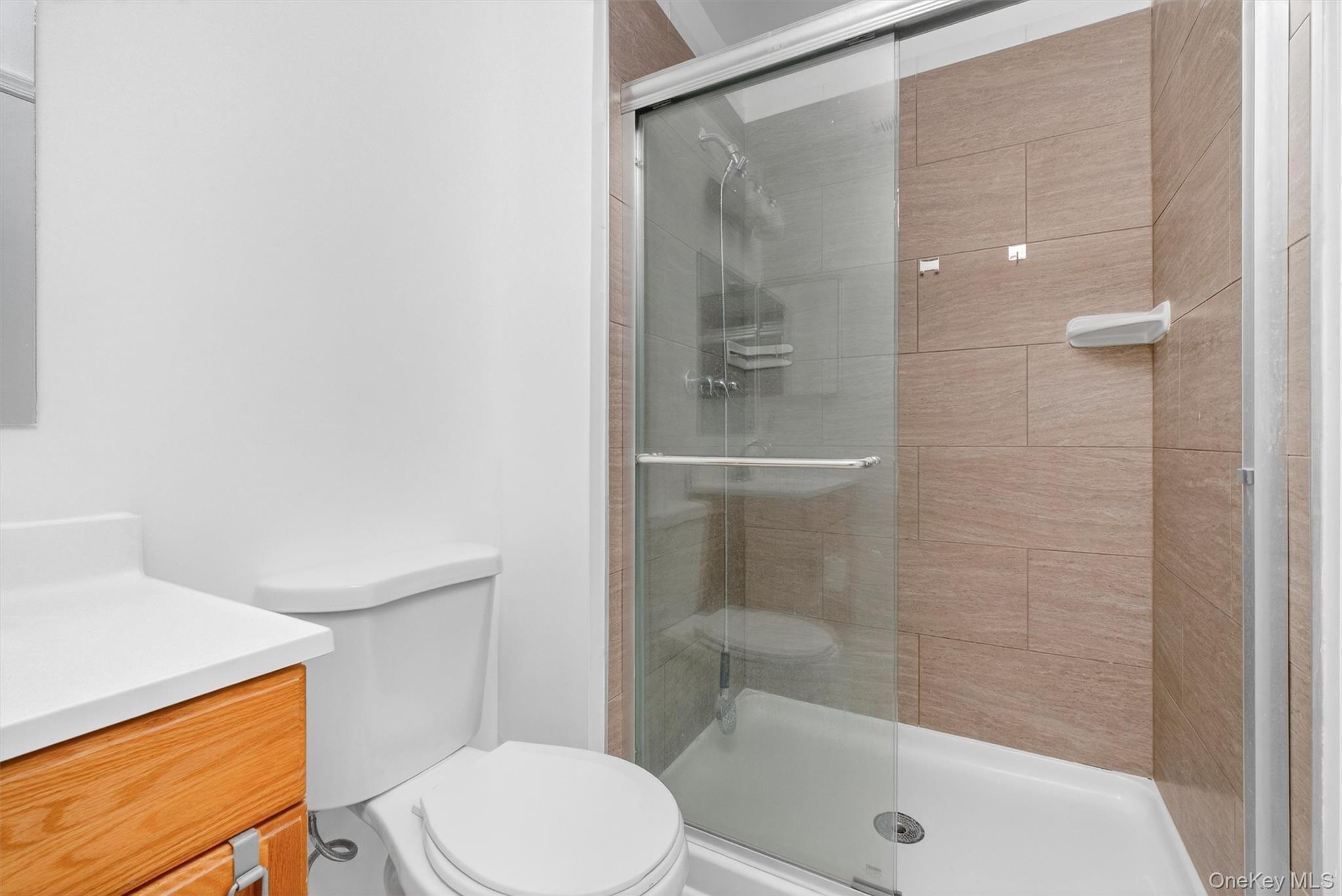 #16 photo, 111 Cartwheel Court, 紐約州 Washingtonville , NY 10992