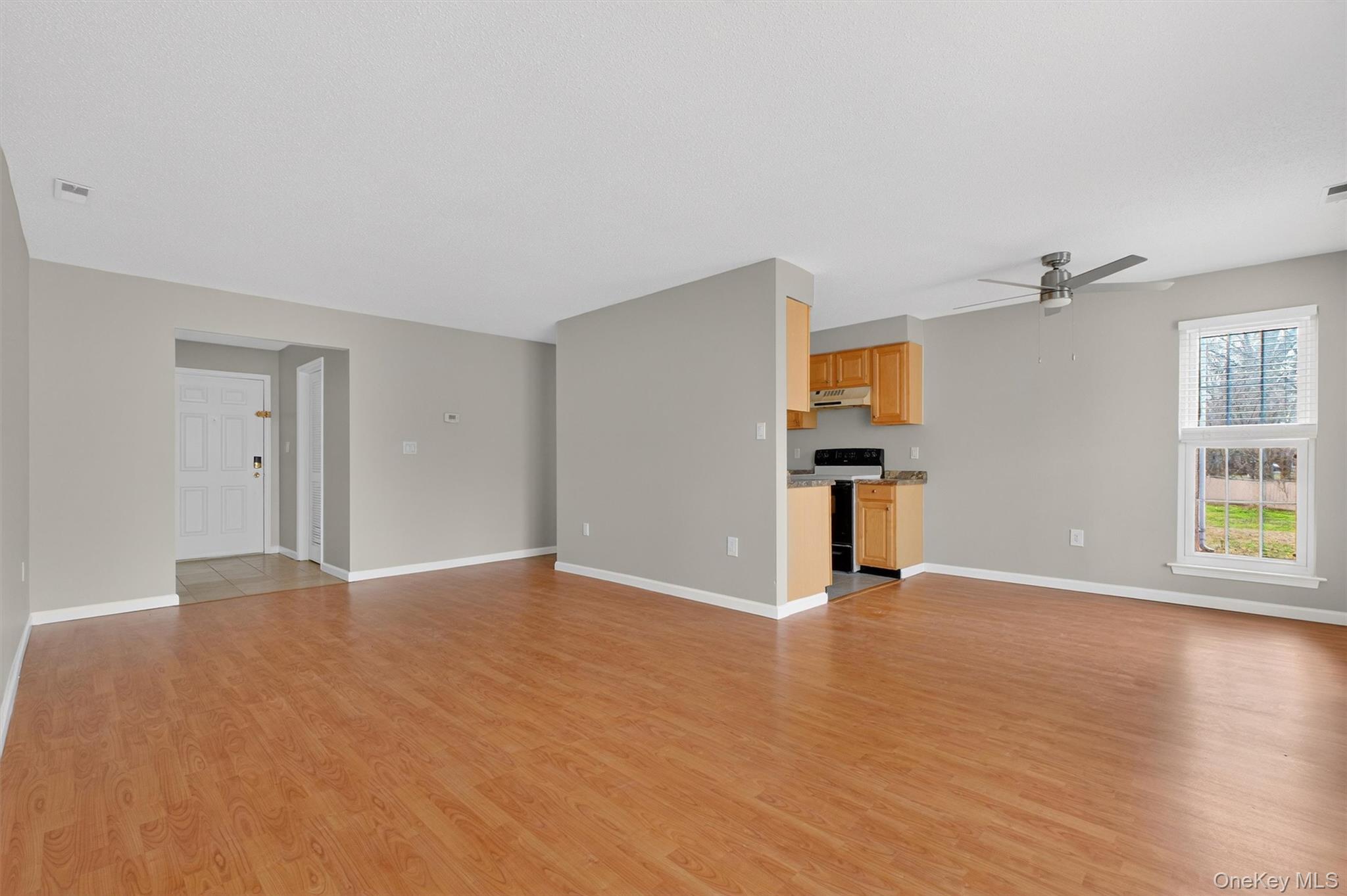 #7 photo, 111 Cartwheel Court, 紐約州 Washingtonville , NY 10992