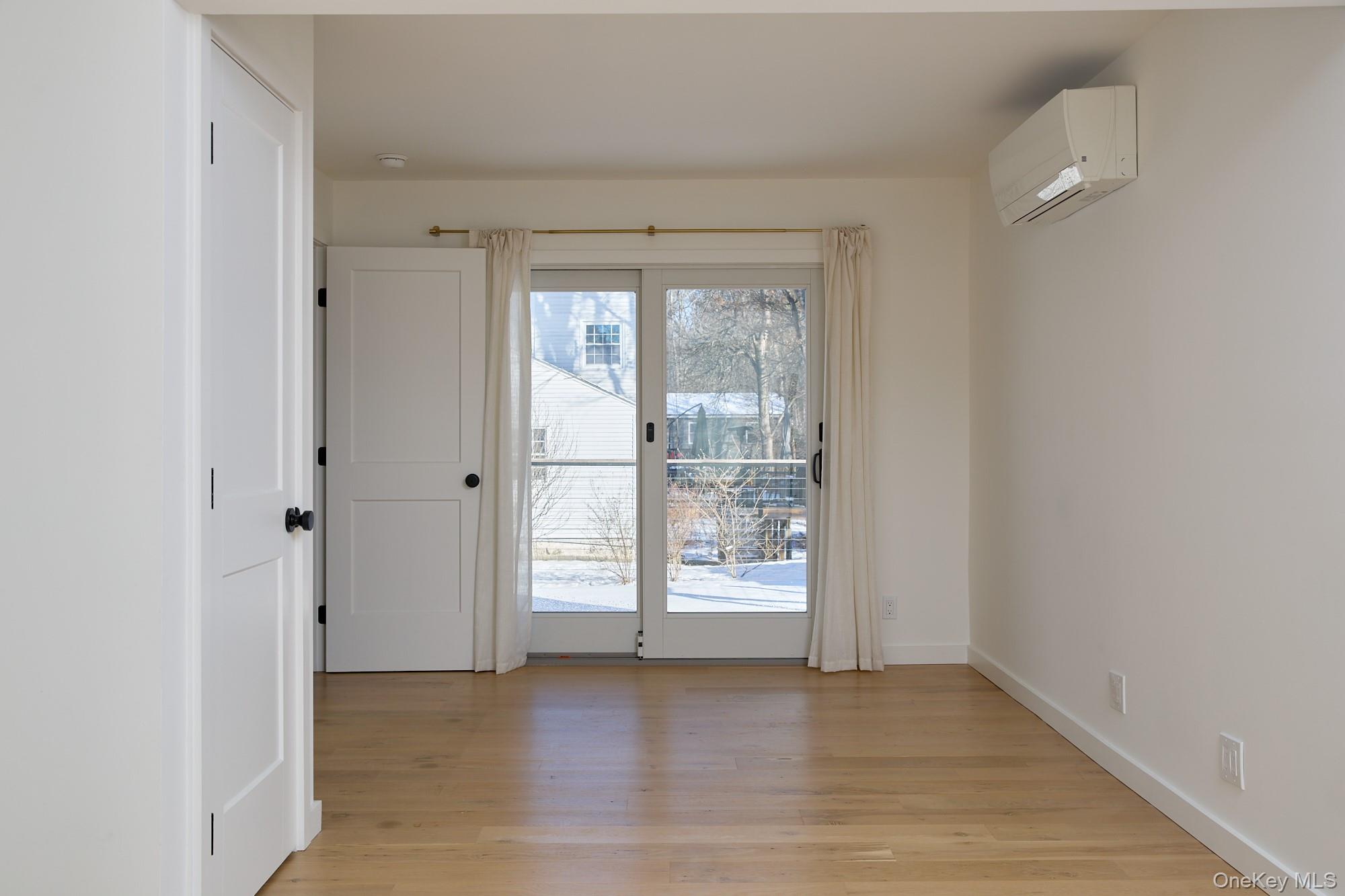 #14 photo, 25 John Street, New Paltz , NY 12561