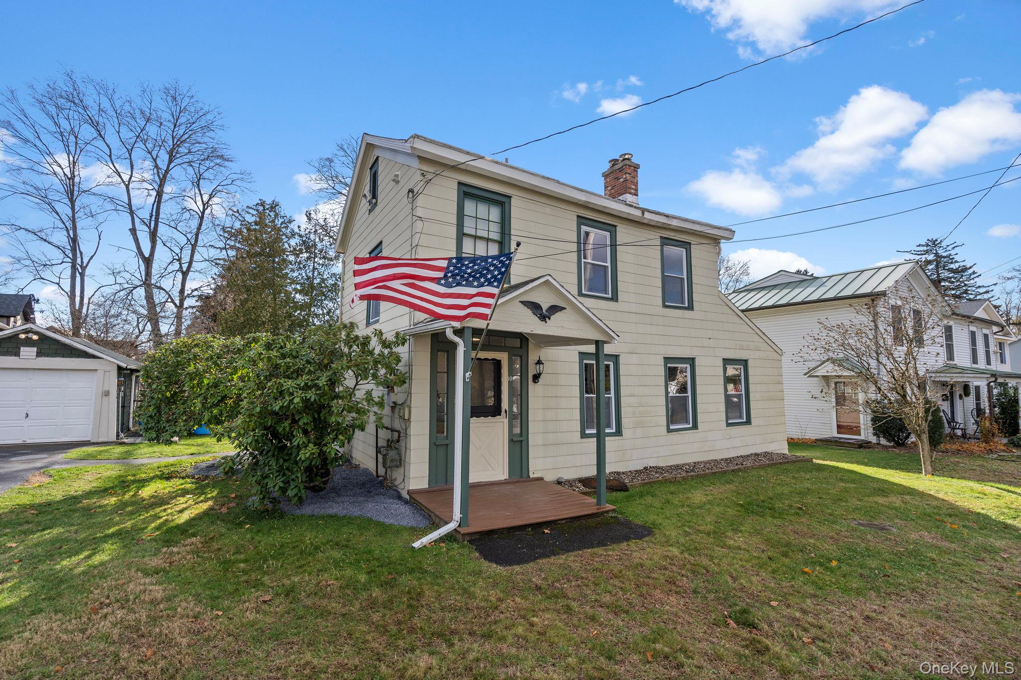 #1 photo, 10 Albertson Street, Hyde Park , NY 12538