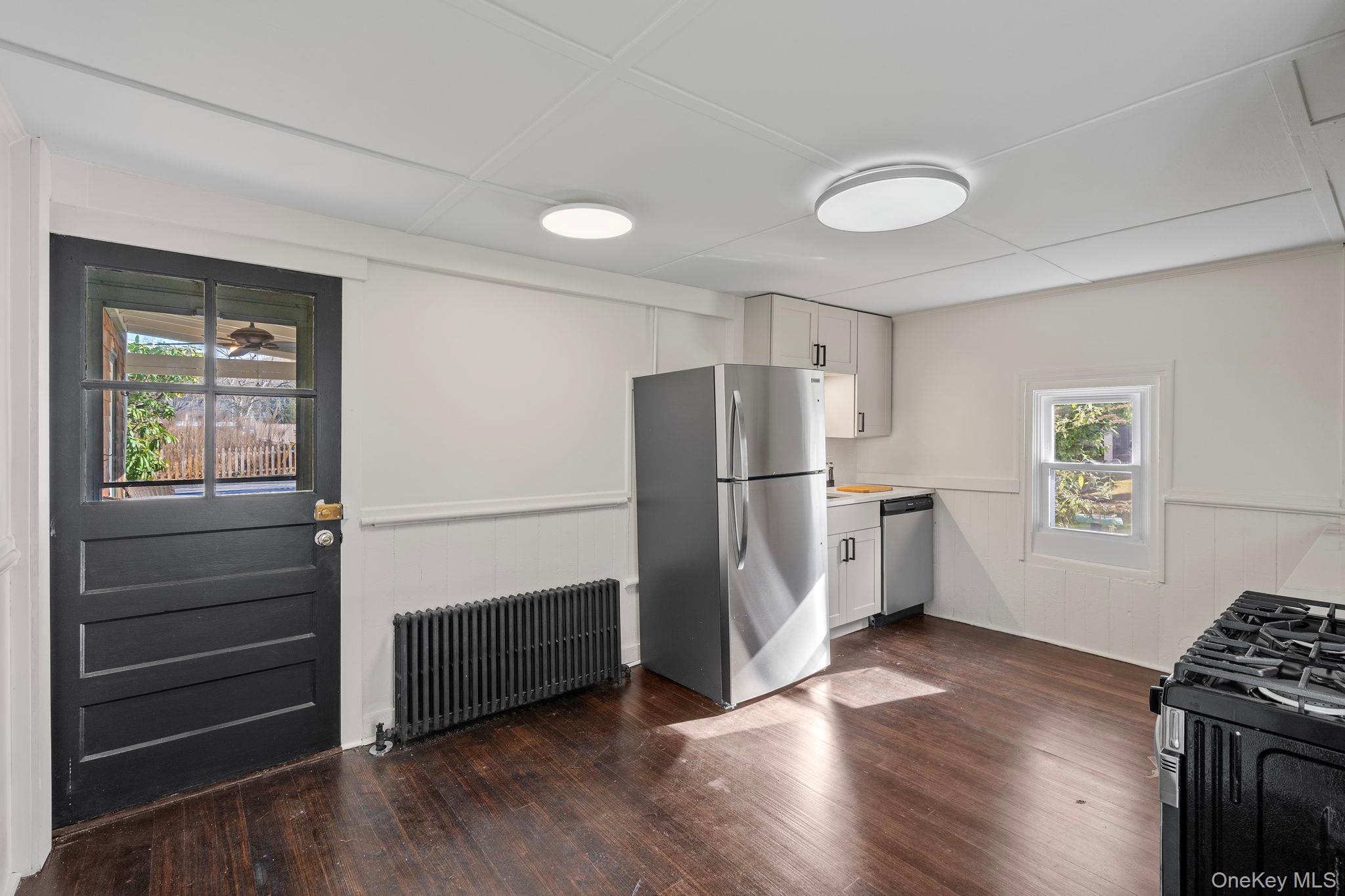 #11 photo, 10 Albertson Street, Hyde Park , NY 12538