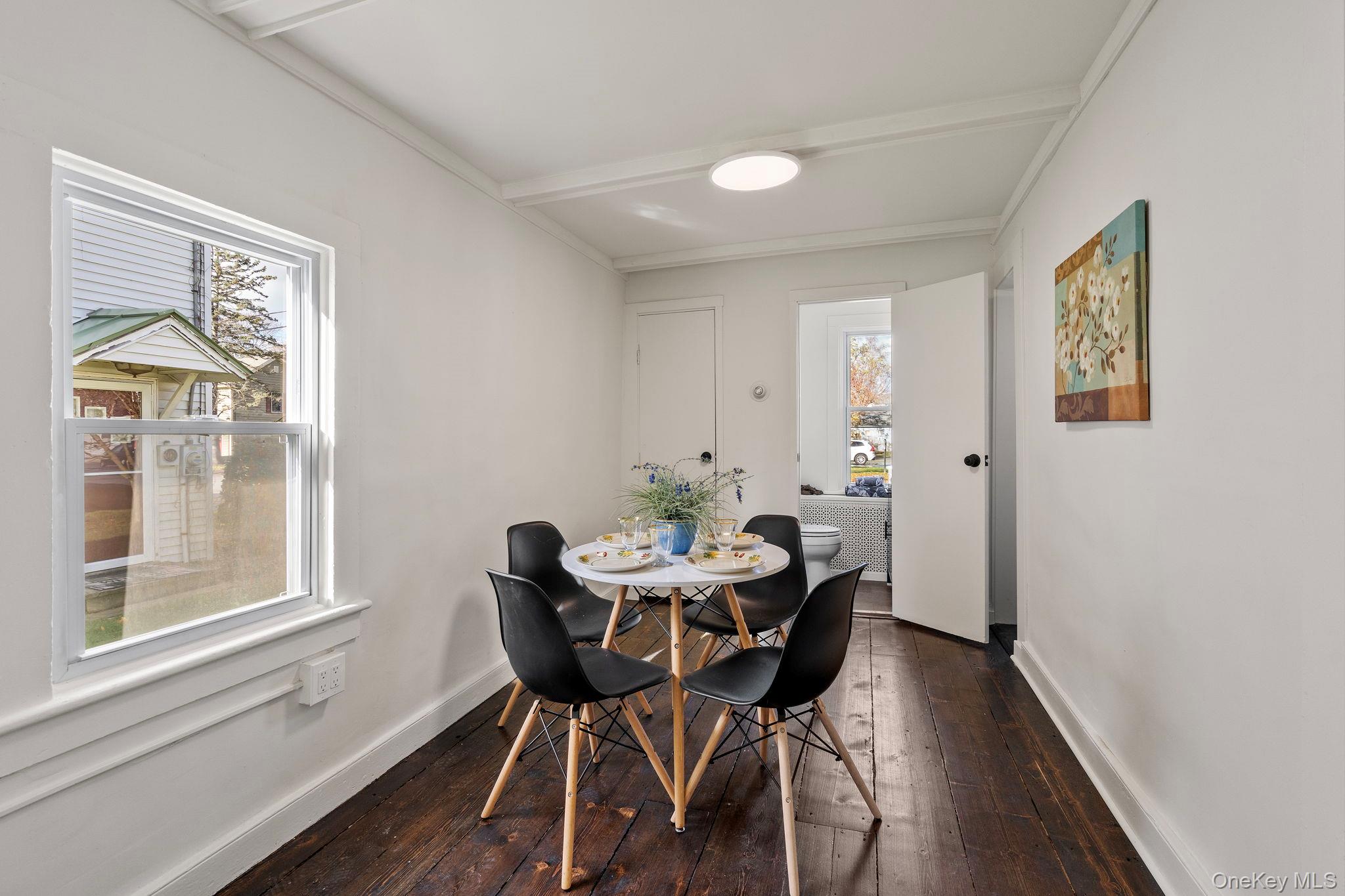 #12 photo, 10 Albertson Street, Hyde Park , NY 12538