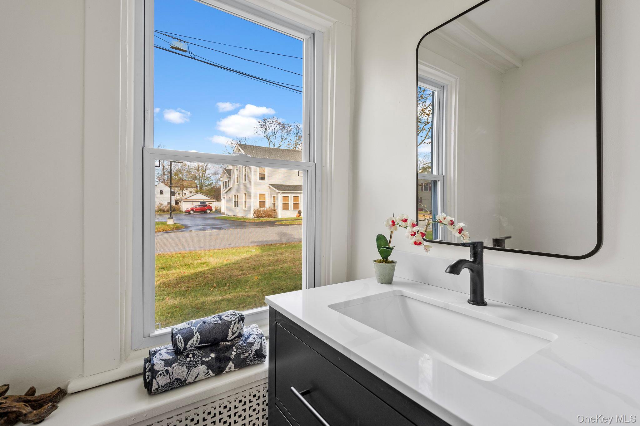 #15 photo, 10 Albertson Street, Hyde Park , NY 12538