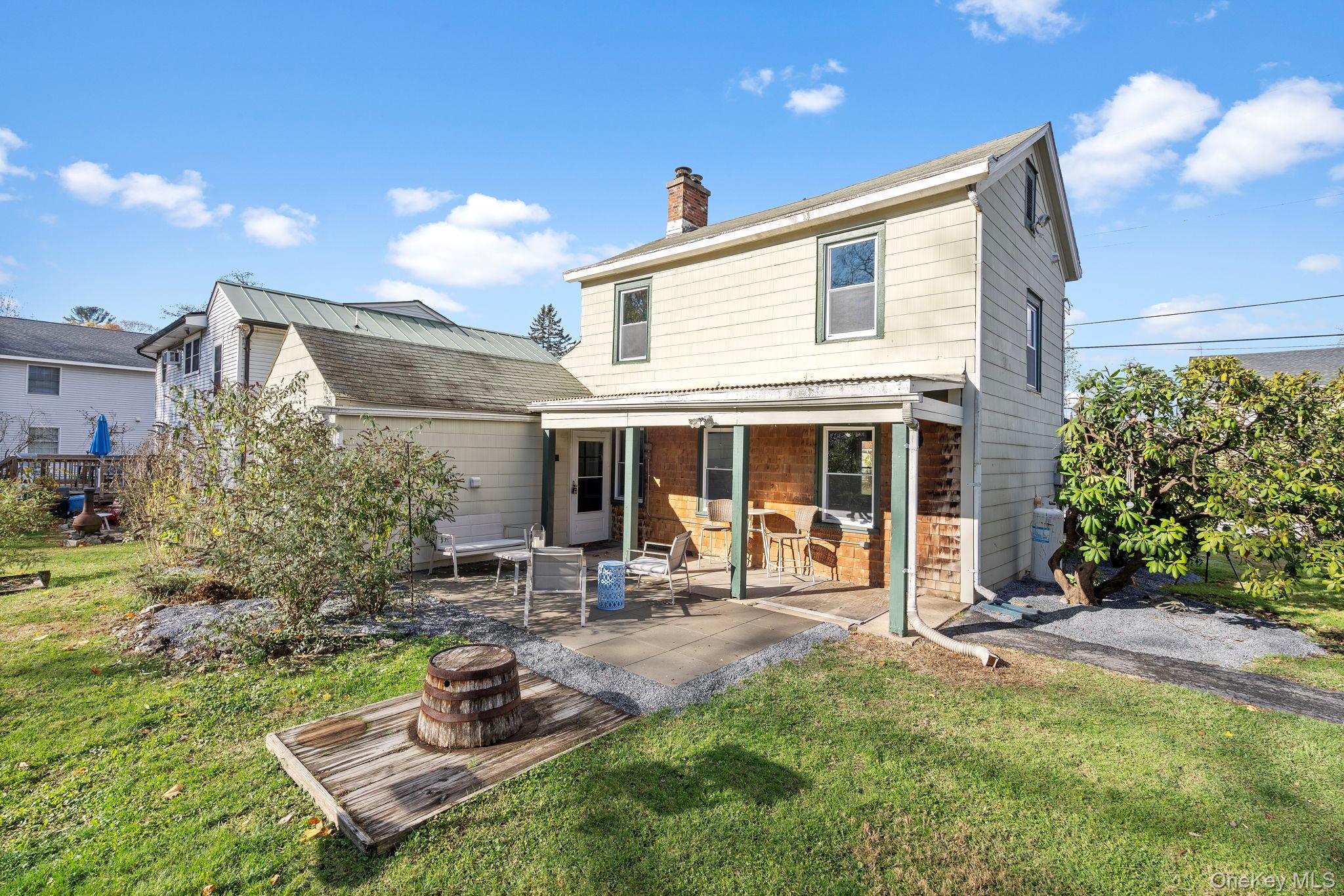 #2 photo, 10 Albertson Street, Hyde Park , NY 12538