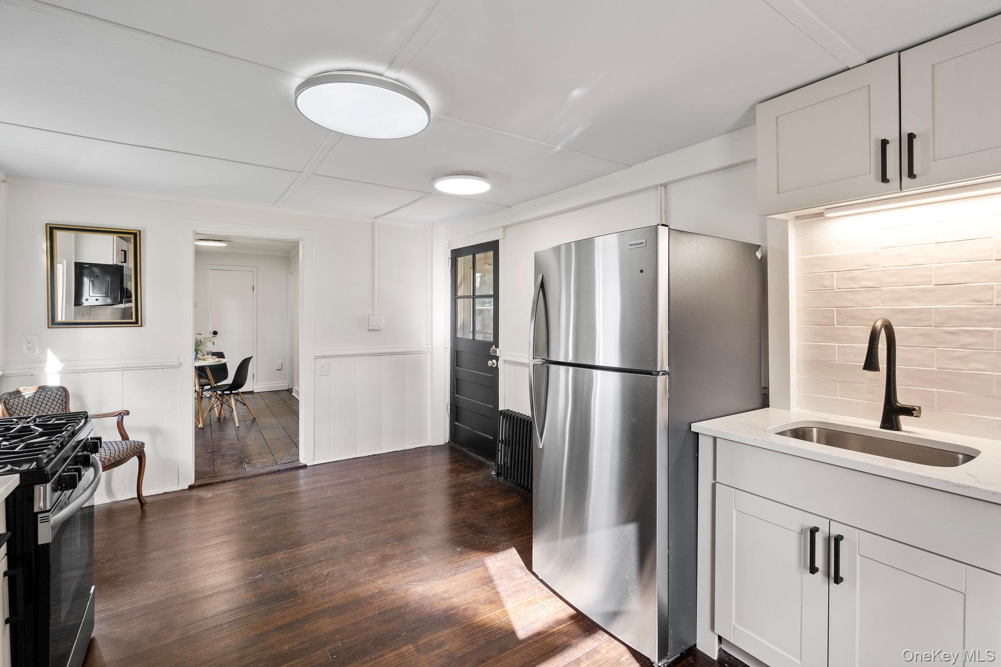 #9 photo, 10 Albertson Street, Hyde Park , NY 12538