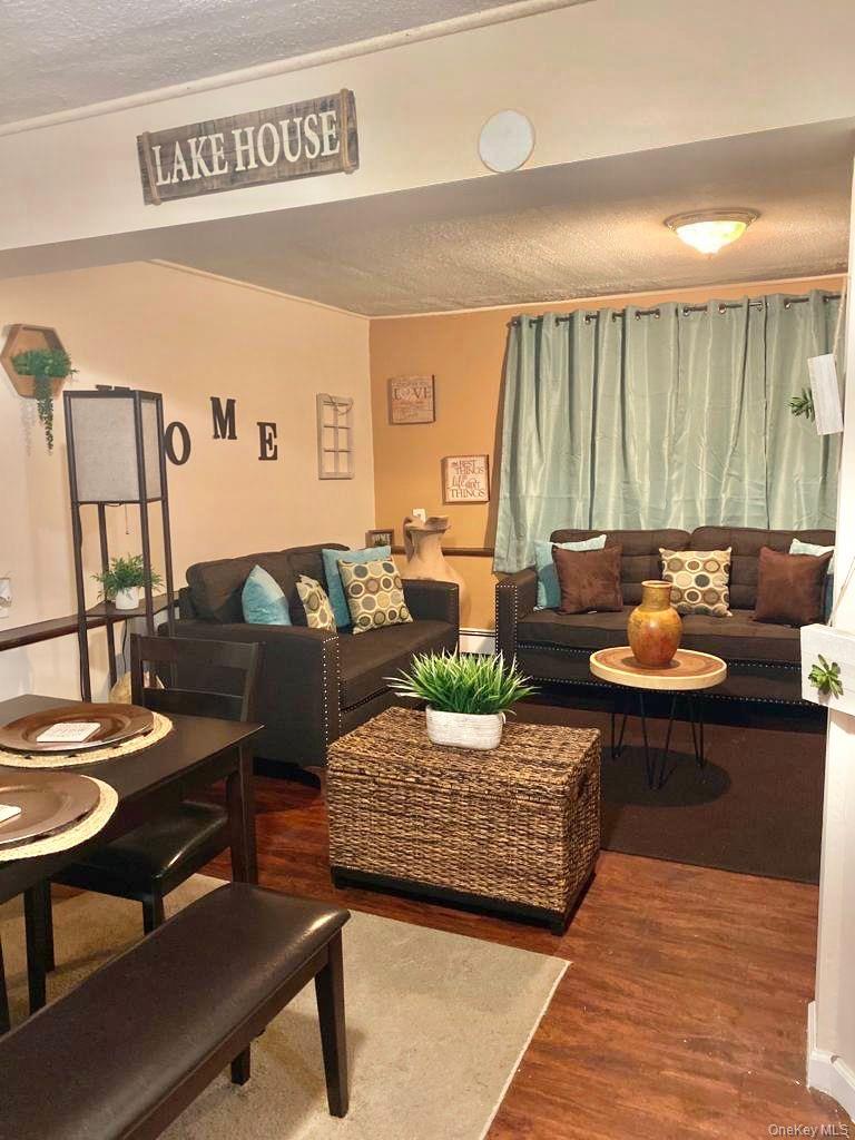 #14 photo, 528 14th Street, West Babylon , NY 11704