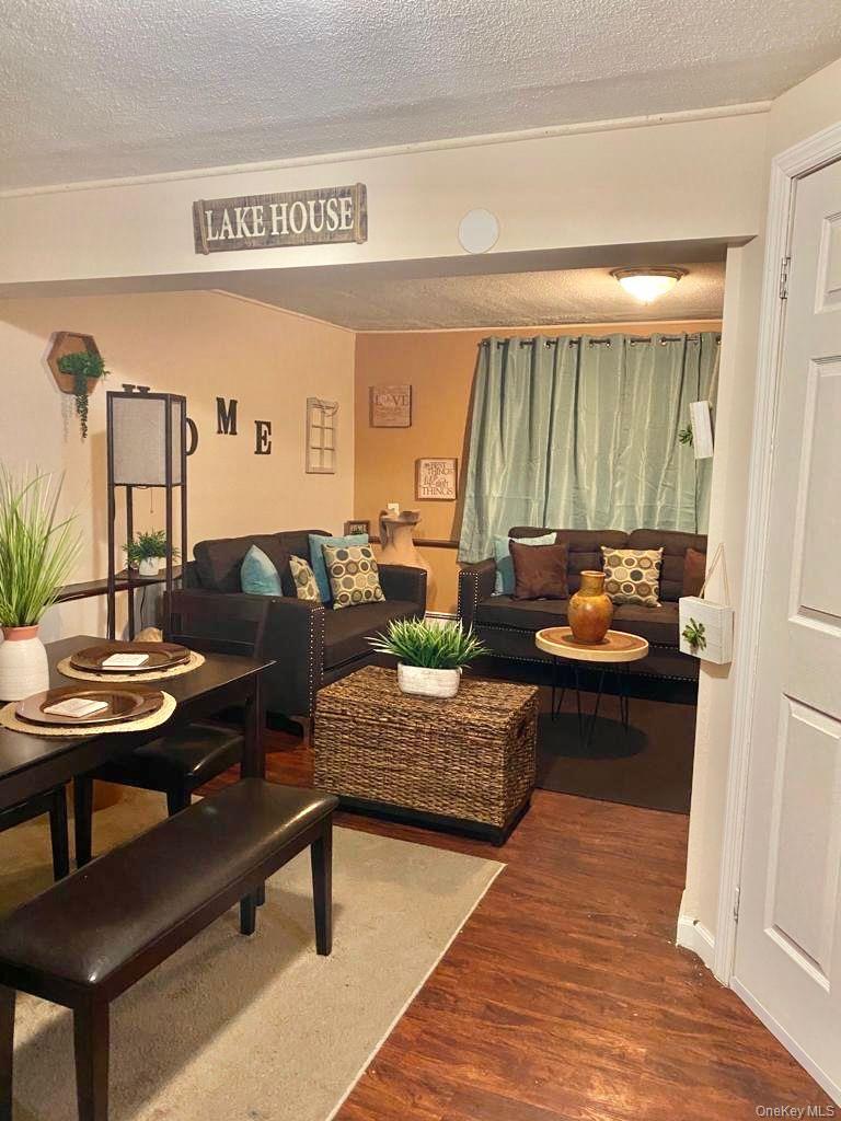 #18 photo, 528 14th Street, West Babylon , NY 11704