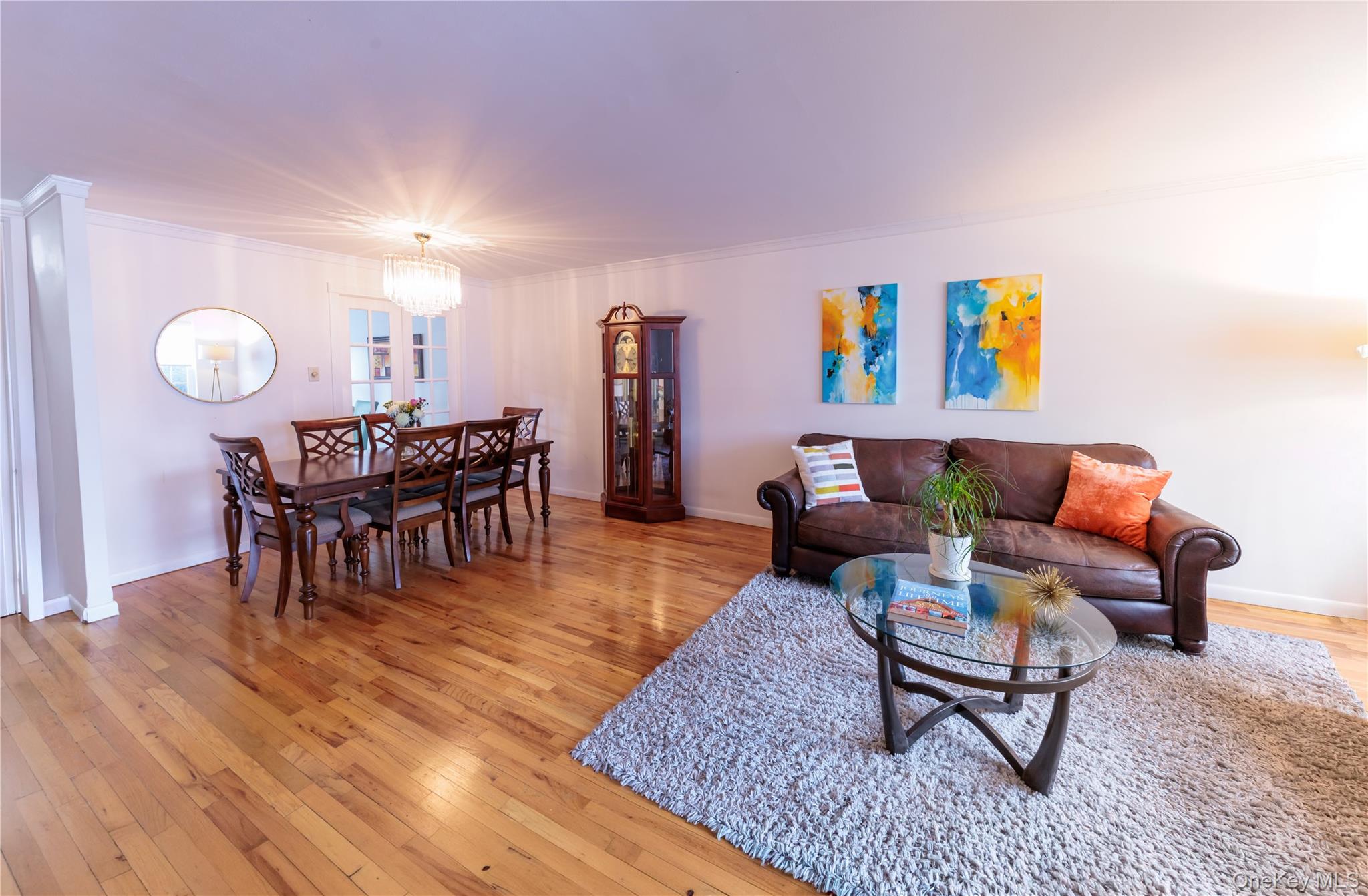 #3 photo, 678 Front Street, नासाउ काउंटी Hempstead , NY 11550