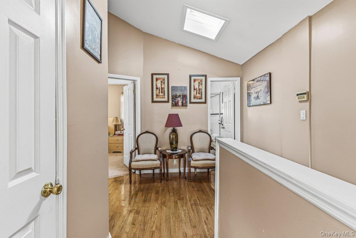 #12 photo, 17215 126th Avenue, 뉴욕퀸즈 Jamaica , NY 11434