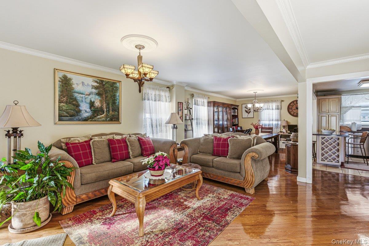 #4 photo, 17215 126th Avenue, 뉴욕퀸즈 Jamaica , NY 11434