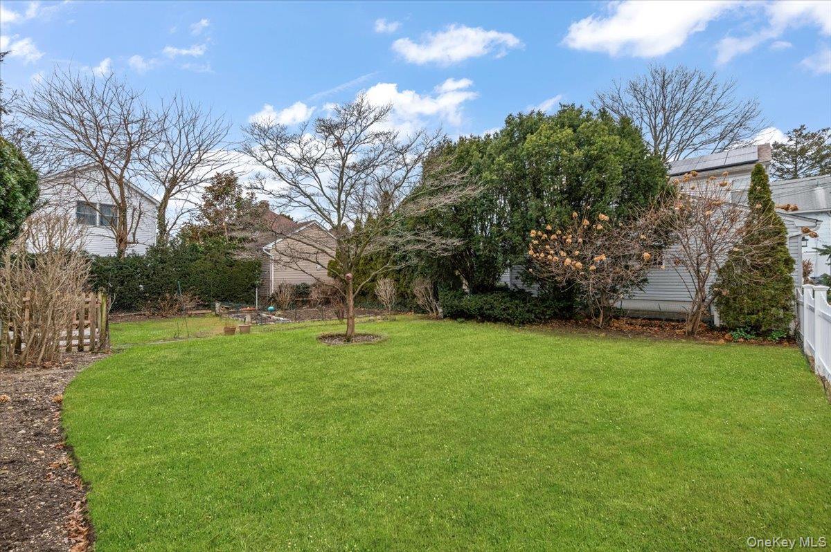 #1 photo, 13 Elm Street, Greenvale , NY 11548