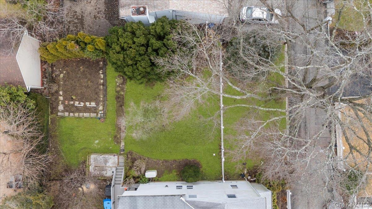 #5 photo, 13 Elm Street, Greenvale , NY 11548