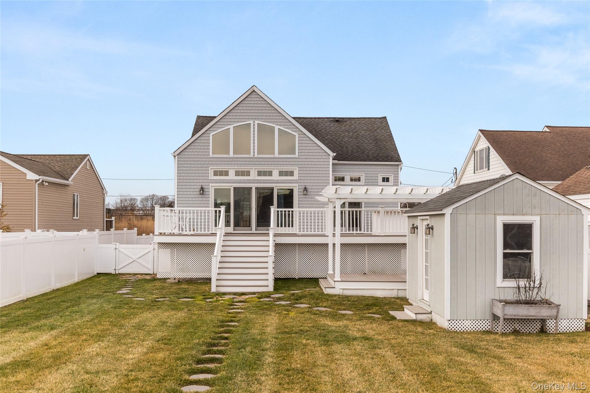 #18 photo, 20 Namkee Lane, سوفولك Blue Point , NY 11715