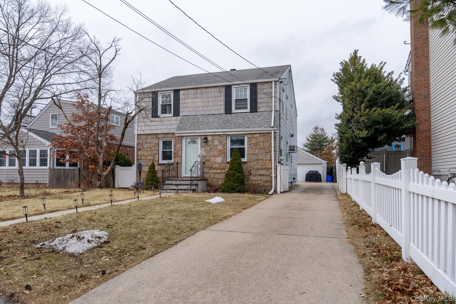 #2 photo, 202 Emerson Place, 长岛 Valley Stream , NY 11580