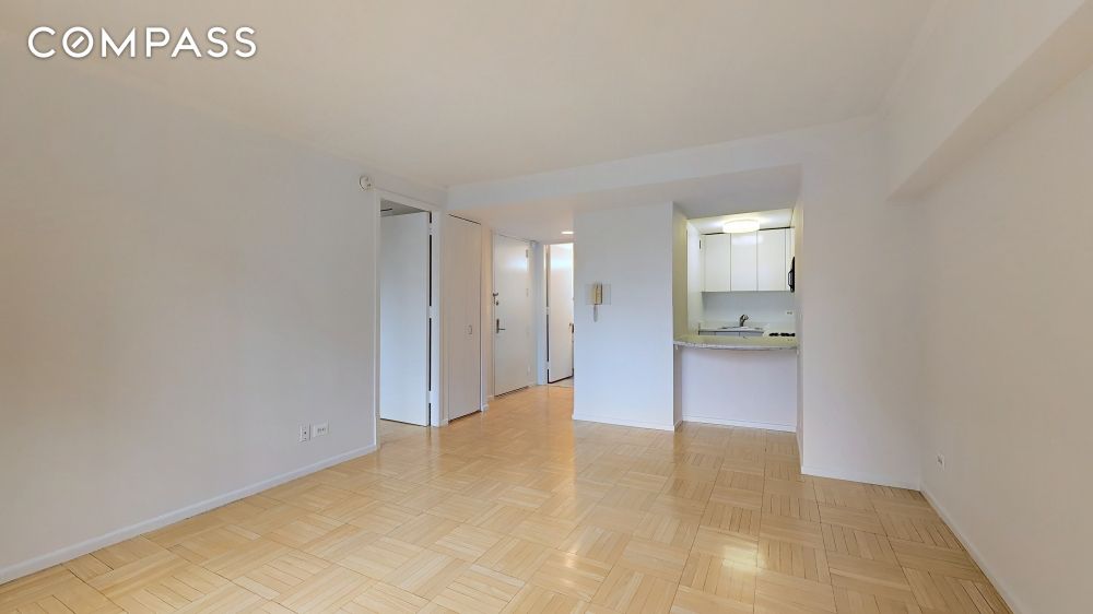 #3 photo, New York City, 맨해튼 Midtown East , NY 10017