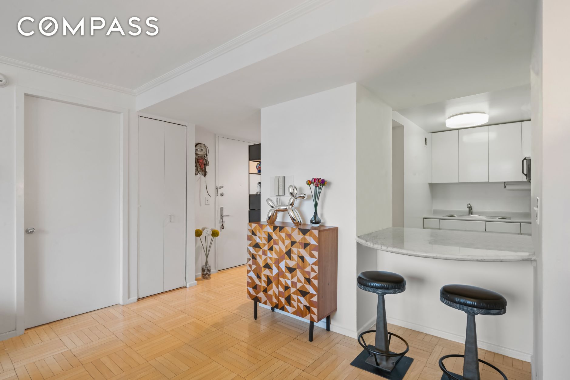 #6 photo, New York City, 맨해튼 Midtown East , NY 10017