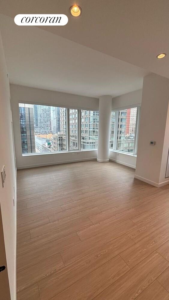 #1 photo, 550 10TH Avenue, Hudson Yards , NY 10018