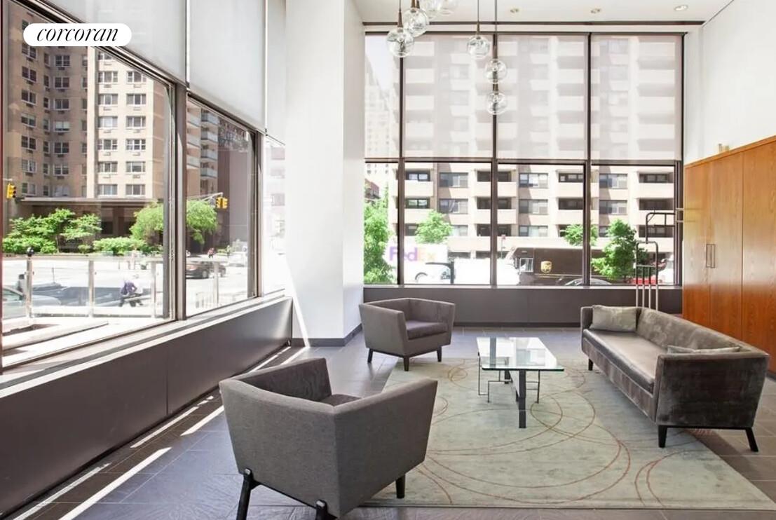 #10 photo, New York City, Yorkville , NY 10128