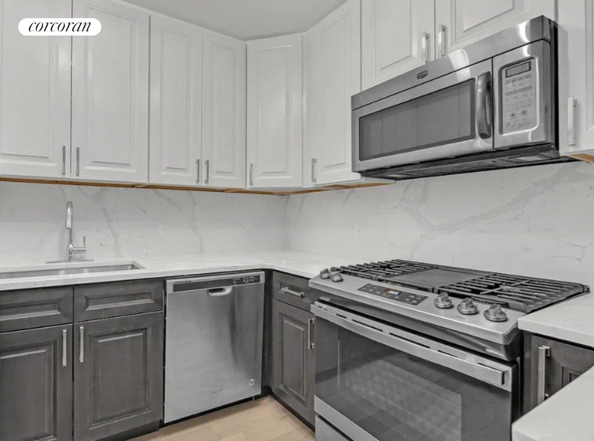 #4 photo, New York City, मैनहटन Yorkville , NY 10128