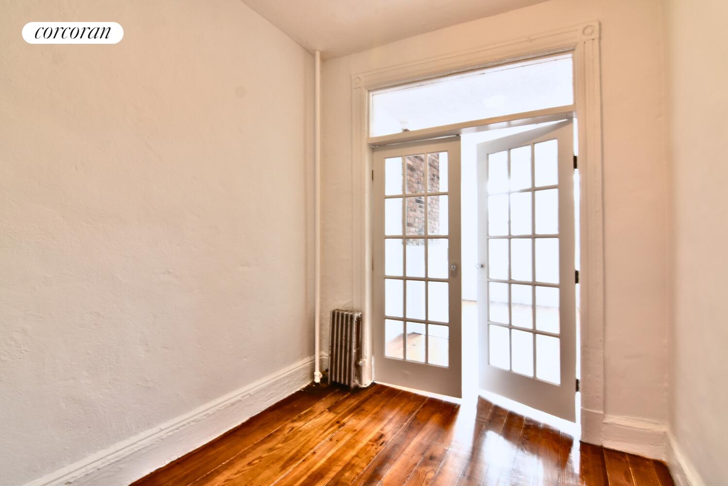 #4 photo, Brooklyn, Carroll Gardens , NY 11231