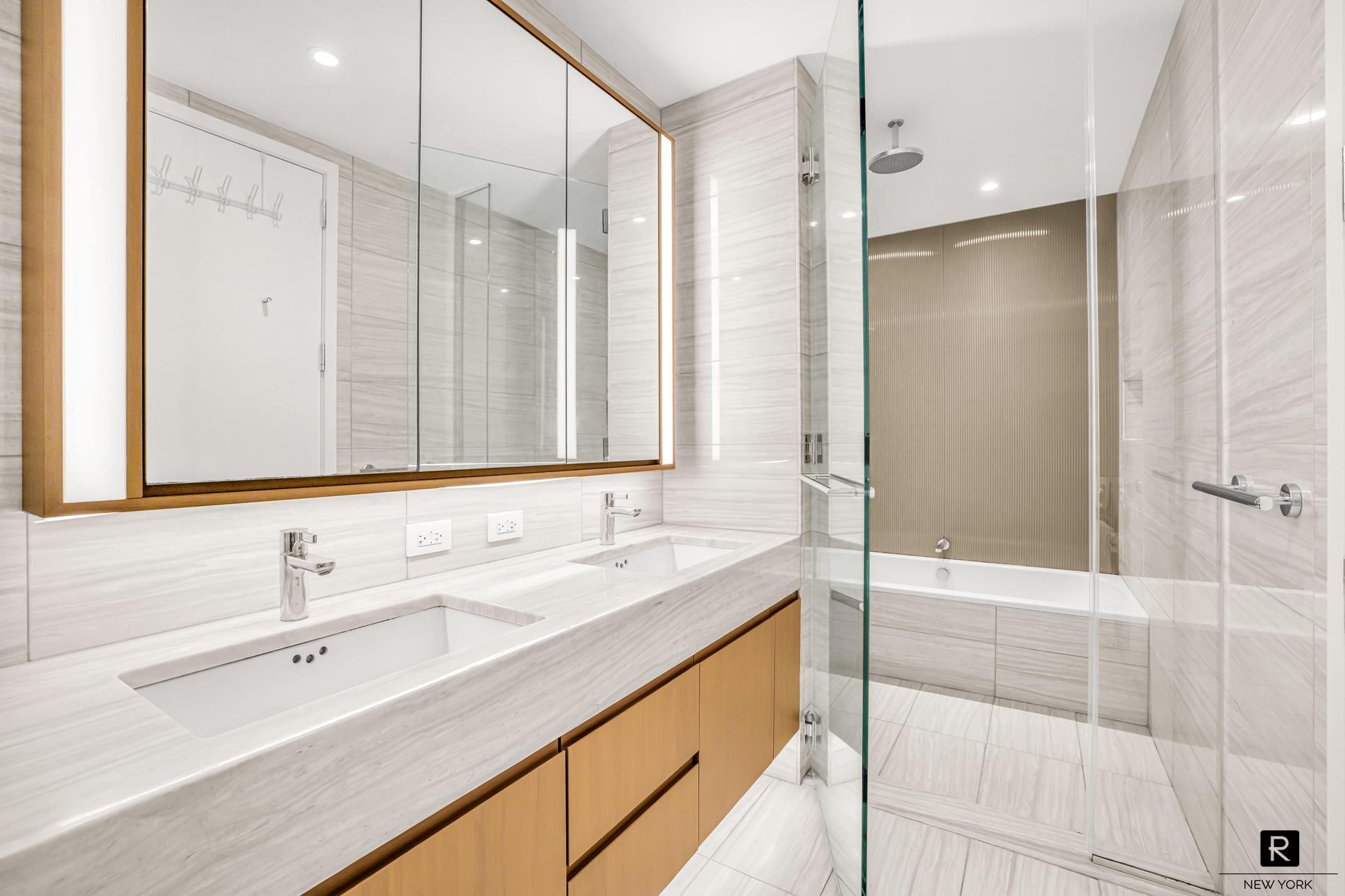 #6 photo, 50 West Street, Financial District , NY 10006