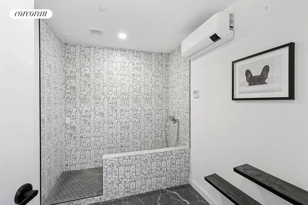 #12 photo, 428 E 9TH Street, Kensington , NY 11218