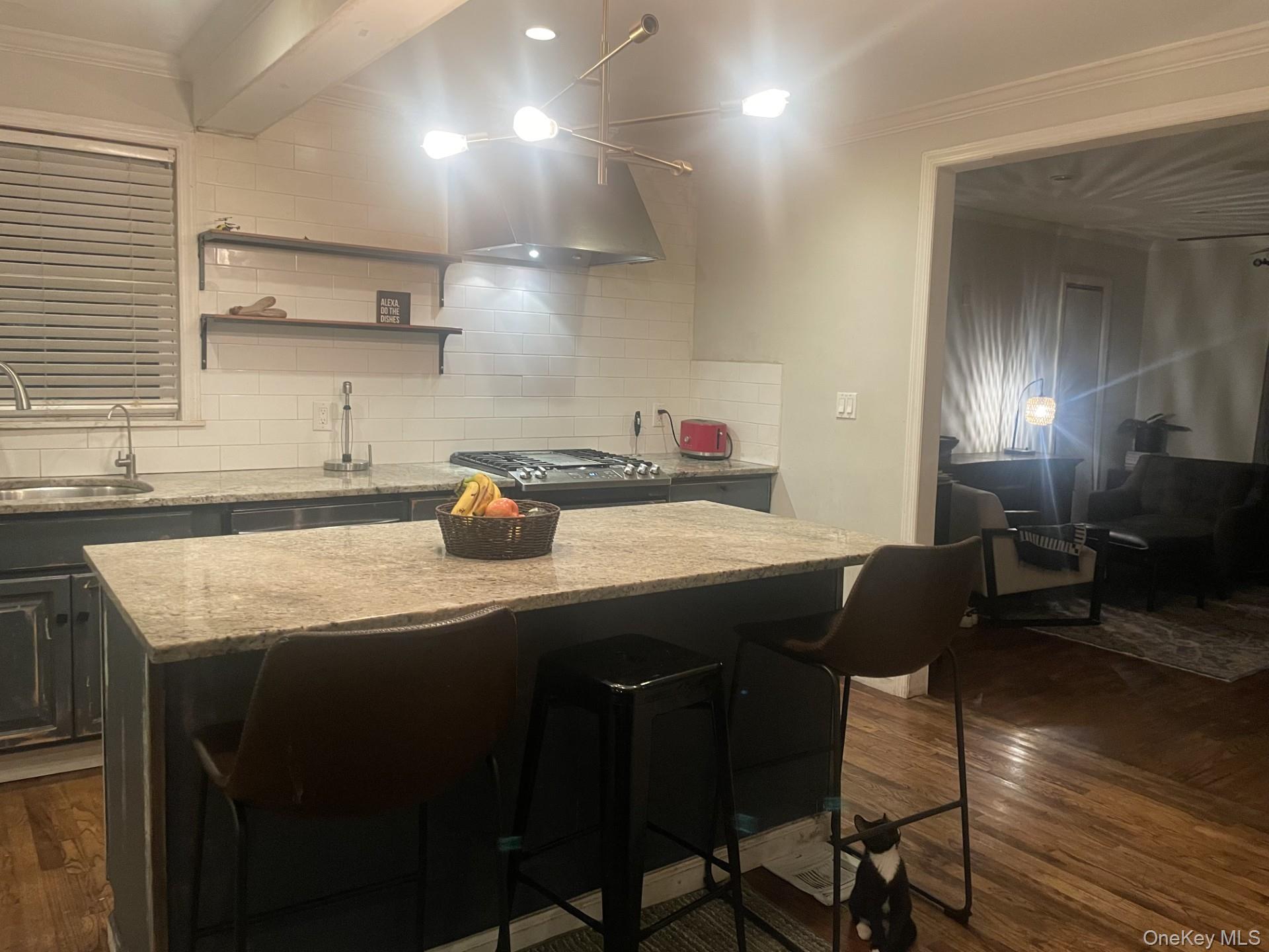 #7 photo, 34 Virginia Avenue, Plainview , NY 11803