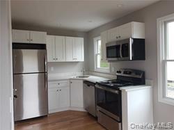 #2 photo, 71 Park Avenue, Babylon , NY 11702