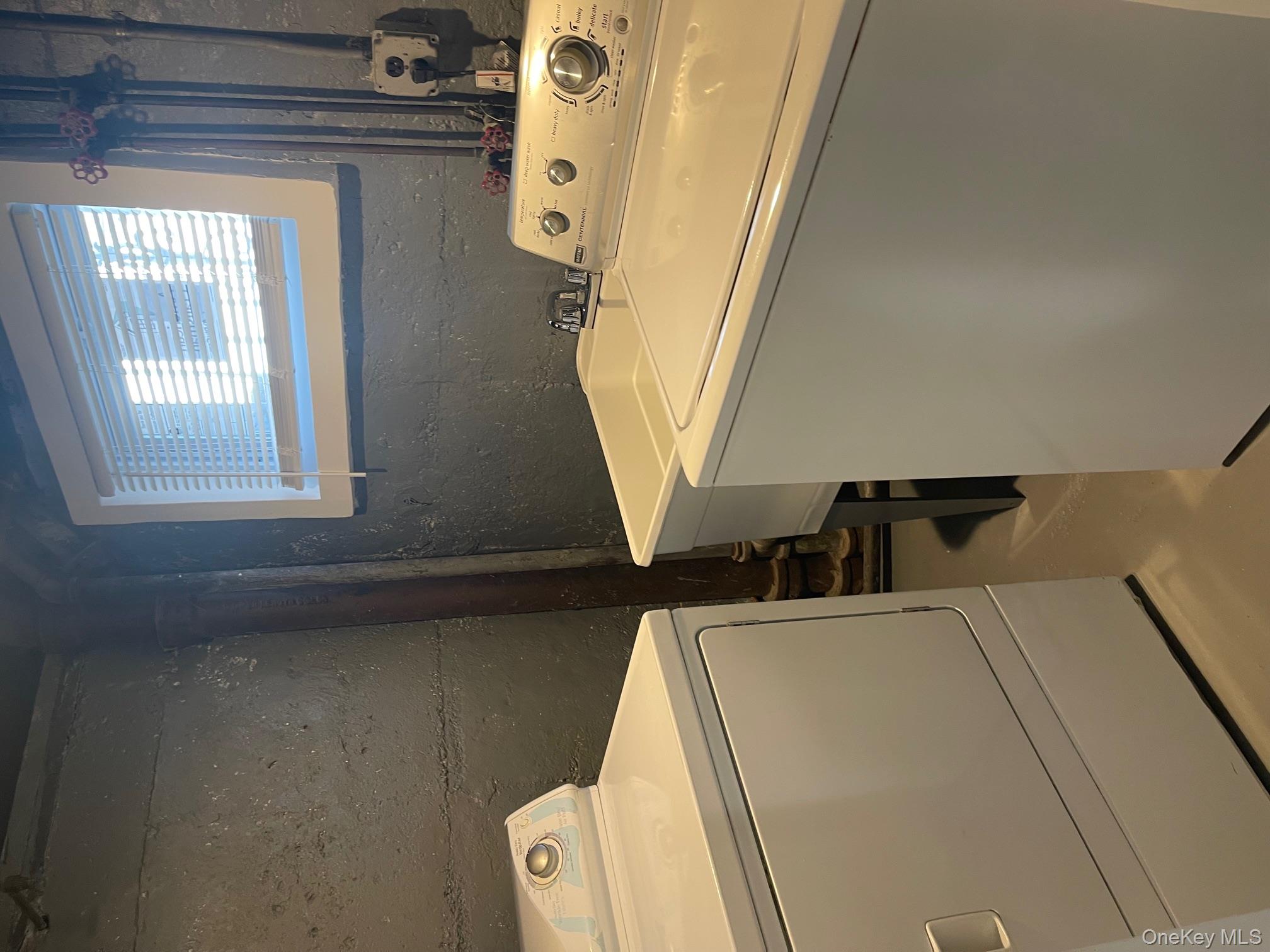 #16 photo, 64-33 184th Street, Fresh Meadows , NY 11365